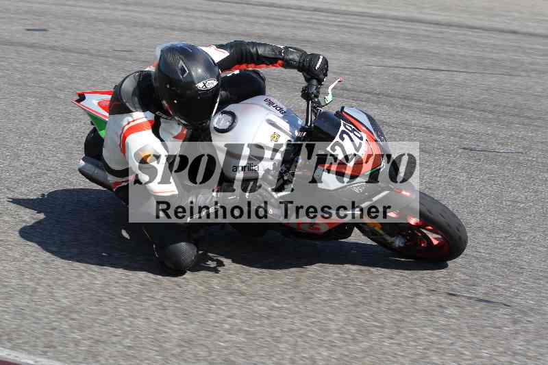 /44 09.08.2025 Plüss Moto Sport ADR/Einsteiger/228